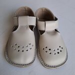 Omaking kinders schoenen Gebroken wit
