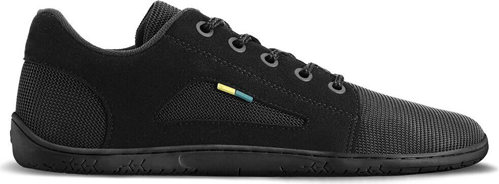 Be Lenka Whiz Fekete