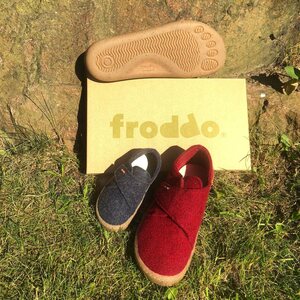 Froddo huisschoenen met klittenbandsluiting